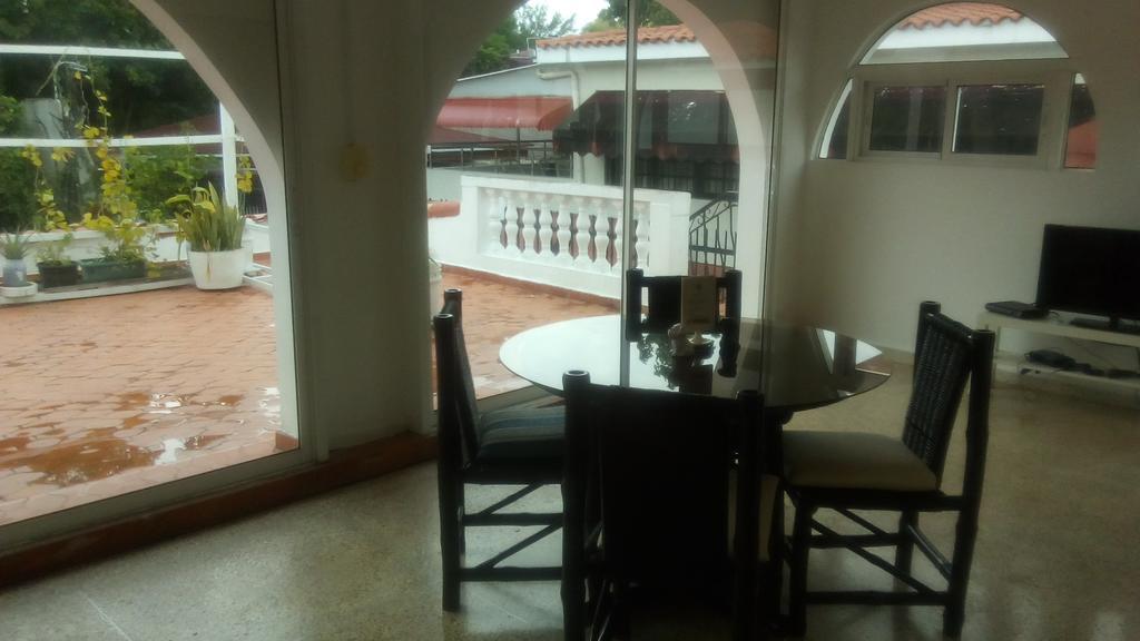 Casa Madrigal Hotel Santo Domingo Bagian luar foto